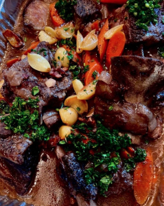 Braised-Short-Ribs-with-Roasted-Garlic-Potato-Turnip-Celeriac-Puree 