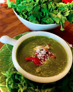 Broccoli-Rabe-with-Roasted-Red-Peppers-and-Garlic-