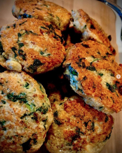 Chicken-Spinach-Cakes-with-Sweet-Red-Pepper-Sauce
